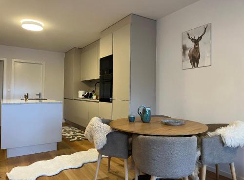 Bel Appartement Centre Crans Montana, Vue Alpine et Fraîcheur in Crans-Montana