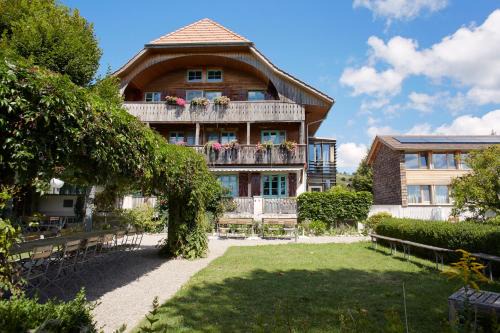 Bio Garni Möschberg in Grosshochstetten