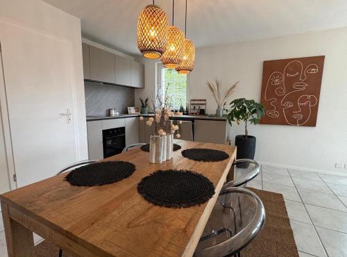 Boho appartement dans villa à Grandson in Grandson