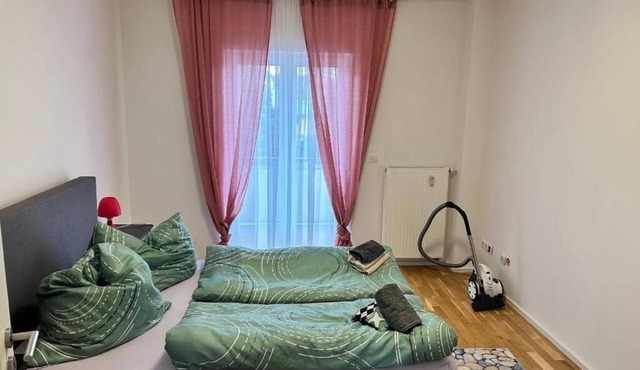 Casa Delli Gatti: Stylish apartment with 2 bedrooms and balcony in Leipzig