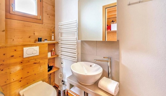 Chalet, wifi, sauna, terrace, balcony, fireplace or stove, parking, tv, ski locker, 200m², Thyon in Les Collons