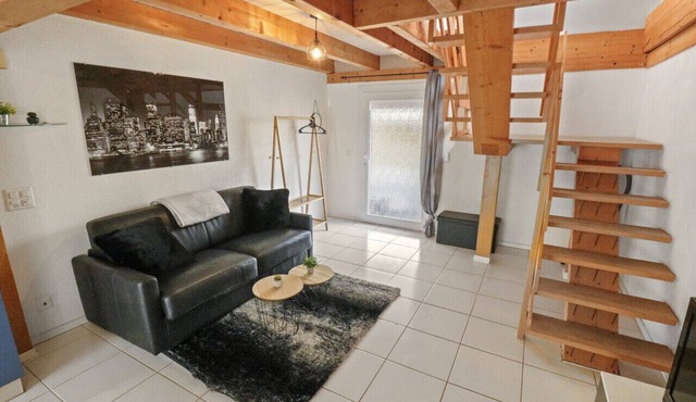 Charming duplex with a shared pool in Cournillens