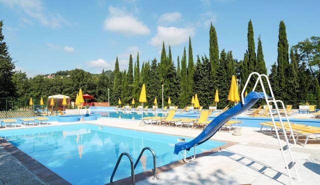 Cosy apartment in villa for 4 people with WIFI, pool, TV, patio and pets allowed in Villafranca