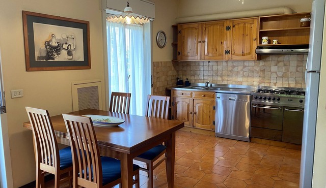 Cozy apartment 10 min from the sea and very well connected to the city center in Aci Castello