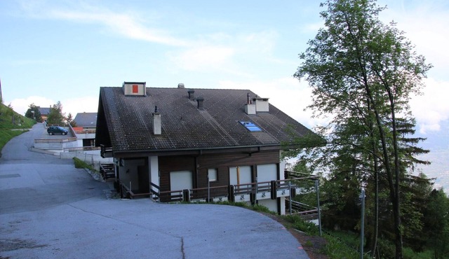 Cozy Apartment With Mountain Views in Veysonnaz