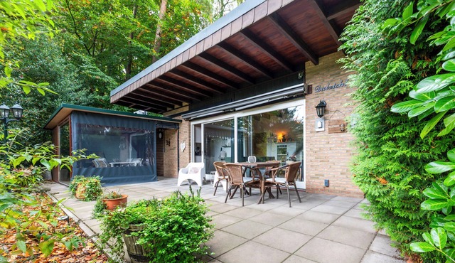 Cozy bungalow in a great location in Uelsen