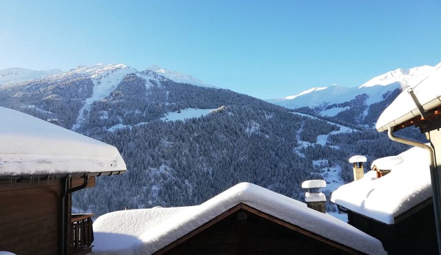 Cozy chalet in Sarreyer, close to Verbier – Ideal for families & friends in Bagnes