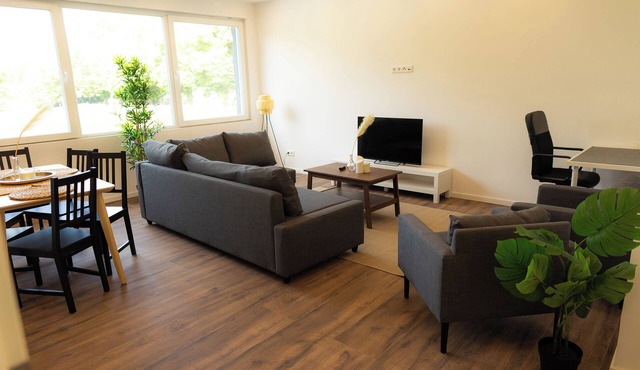 Dohann2. Bright and open apartment close to the center with private parking space in front of the door in Dortmund