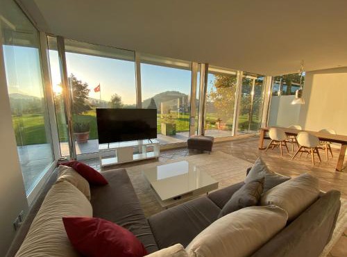 Exklusive Mini-Villa mit viel Platz in Herisau