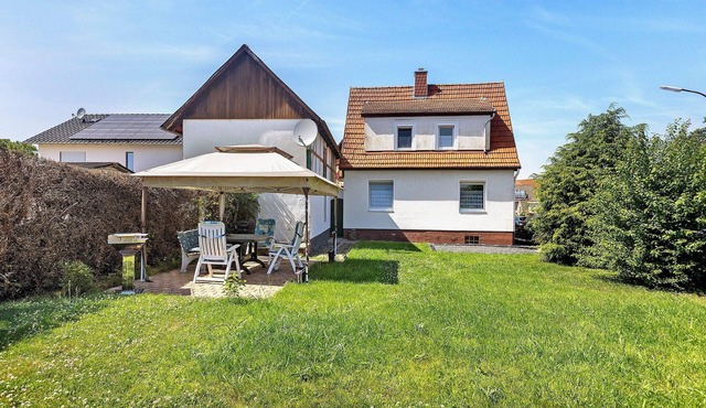 Holiday Home 'Ferienhaus Am Meißner' with Private Terrace and Private Garden in Meißner