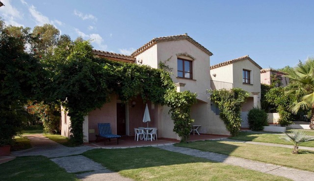 Holiday Home in Pula with Pool in Pula (CA)