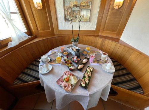 Hotel Restaurant Rothorn in Visperterminen
