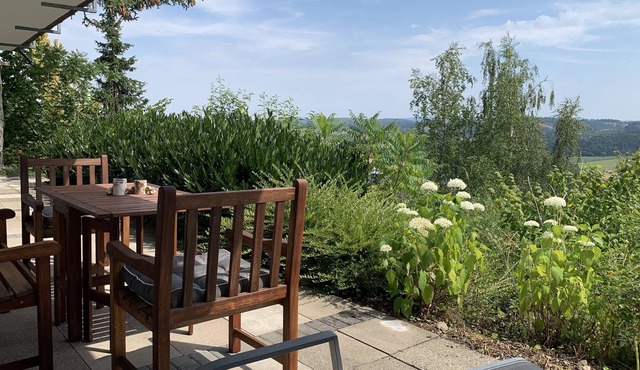 Large and modern guest house 2x2 with the most beautiful view of Sauerland! in Düdinghausen