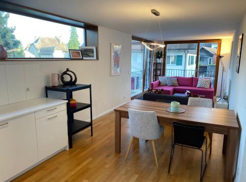 Le Onze Soixante Six Duplex très ensoleillé in Perroy