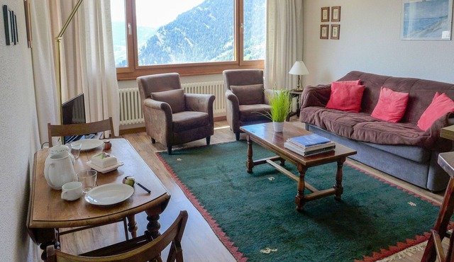 Lovely apartment for 2 guests with WIFI and balcony in Bagnes