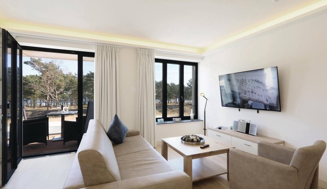Luxurious apartment in Binz with indoor swimming pool in Prora/Rügen