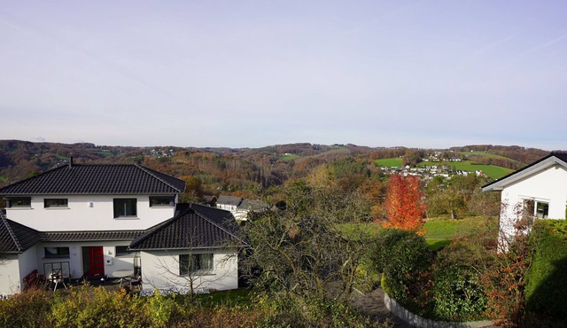 near cologne, fully equipped, great view - EVARIS Hilda in Overath