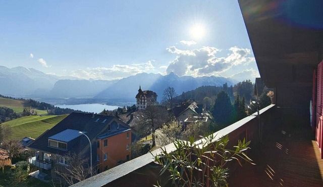 Panoramic Apartment with Balcony & Alpine Views in Thun