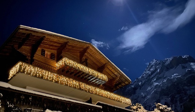 Quiet, centrally located apartment with unobstructed views of the mountains + north face of the Eiger! in Grindelwald