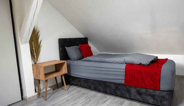 Serviceroom24 - Space in Gladbeck WLAN - Smart-TV - 24-7 check-in and kitchen in Gladbeck