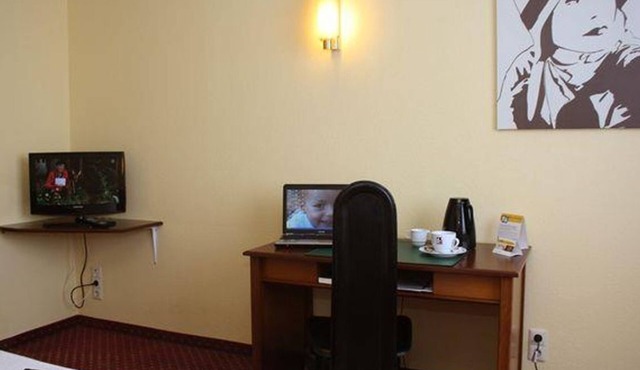 Single room king-size, shower or bath, WC - Quick Hotel Dresden West in Wilsdruff