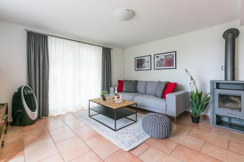 Spirit Apartments - Balkon mit Seesicht - Parkplatz - AC in Brienz