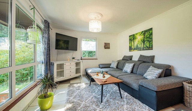 Vacation home in the Krätzersrasen forest park - pure relaxation & nature in Bad Liebenstein