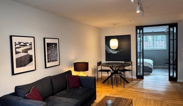 Very nice apartment quiet location with good parking and terrace in Kleinmachnow