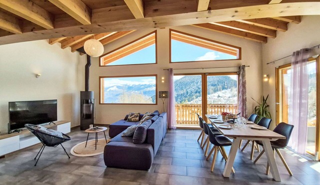 Wonderful private villa for 6 people with WIFI, TV, terrace and panoramic view in Les Vérines (chamoson)