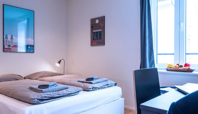 ZH Herta I - HITrental Central Station Apartment in Zurich