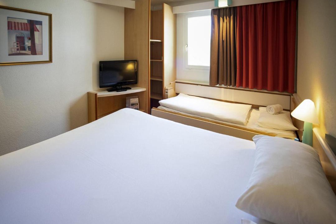 Granges-Paccot Hotel | ibis Fribourg