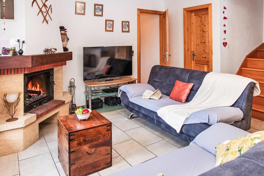 Chamoson Ski Chalet | Chalet Escapade by Interhome