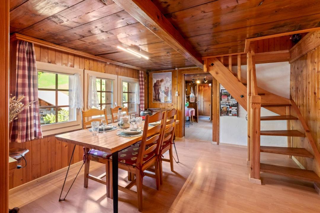 Jaun Ski Chalet | Famille et Nature dans un Chalet Traditionnel
