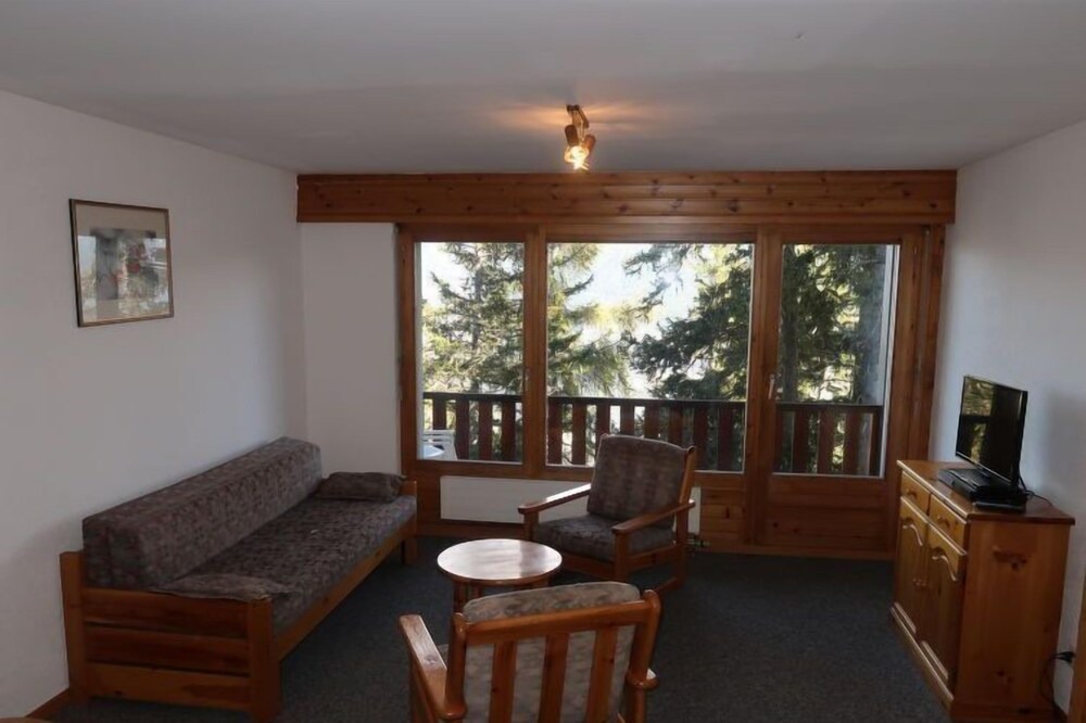 Photo of Livingroom in Vex
