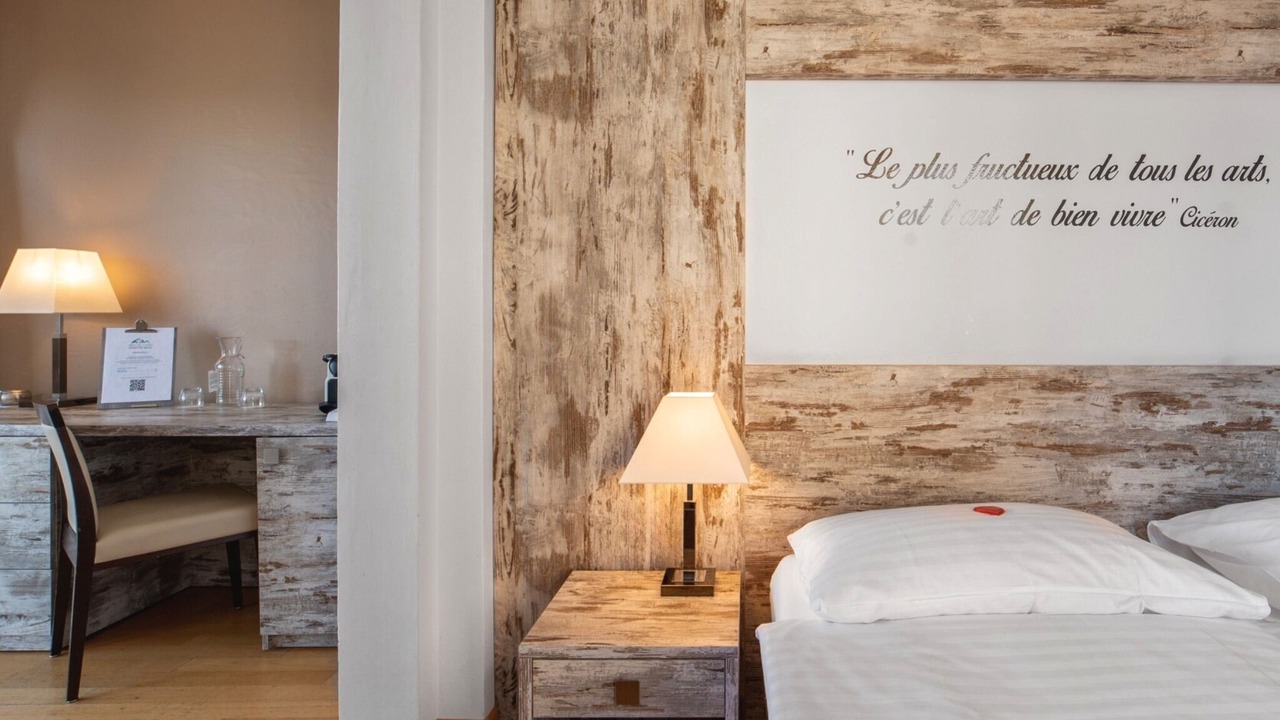 Photo of Bedroom in Noes