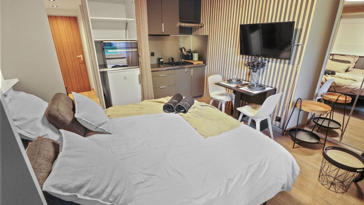 Photo of Bedroom in Noes