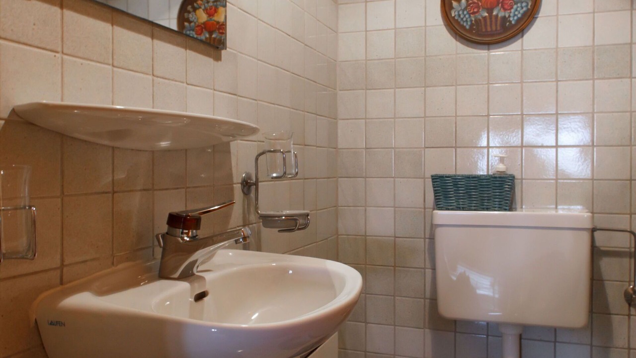 Photo of Bathroom in Aran