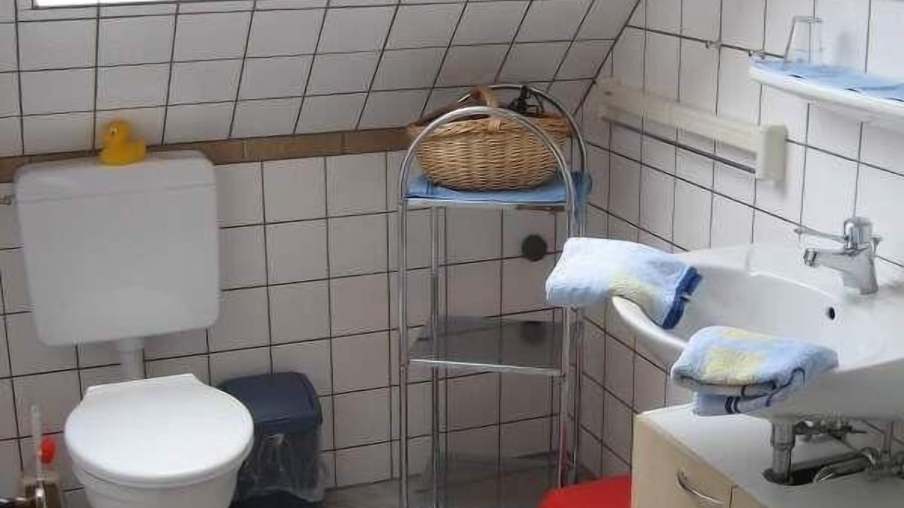 Photo of Bathroom in Oevenum