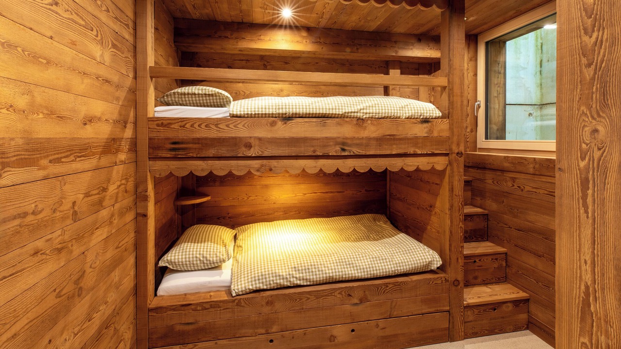 Photo of Bedroom in Lens