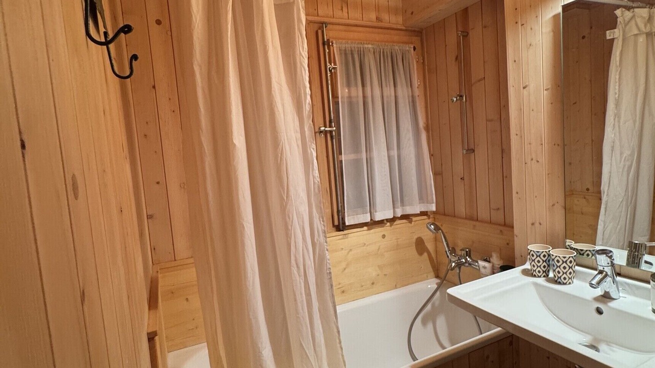 Photo of Bathroom in St. Luc