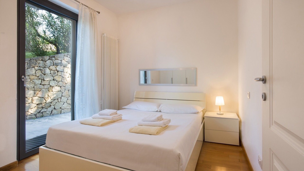 Photo of Bedroom in Torri del Benaco