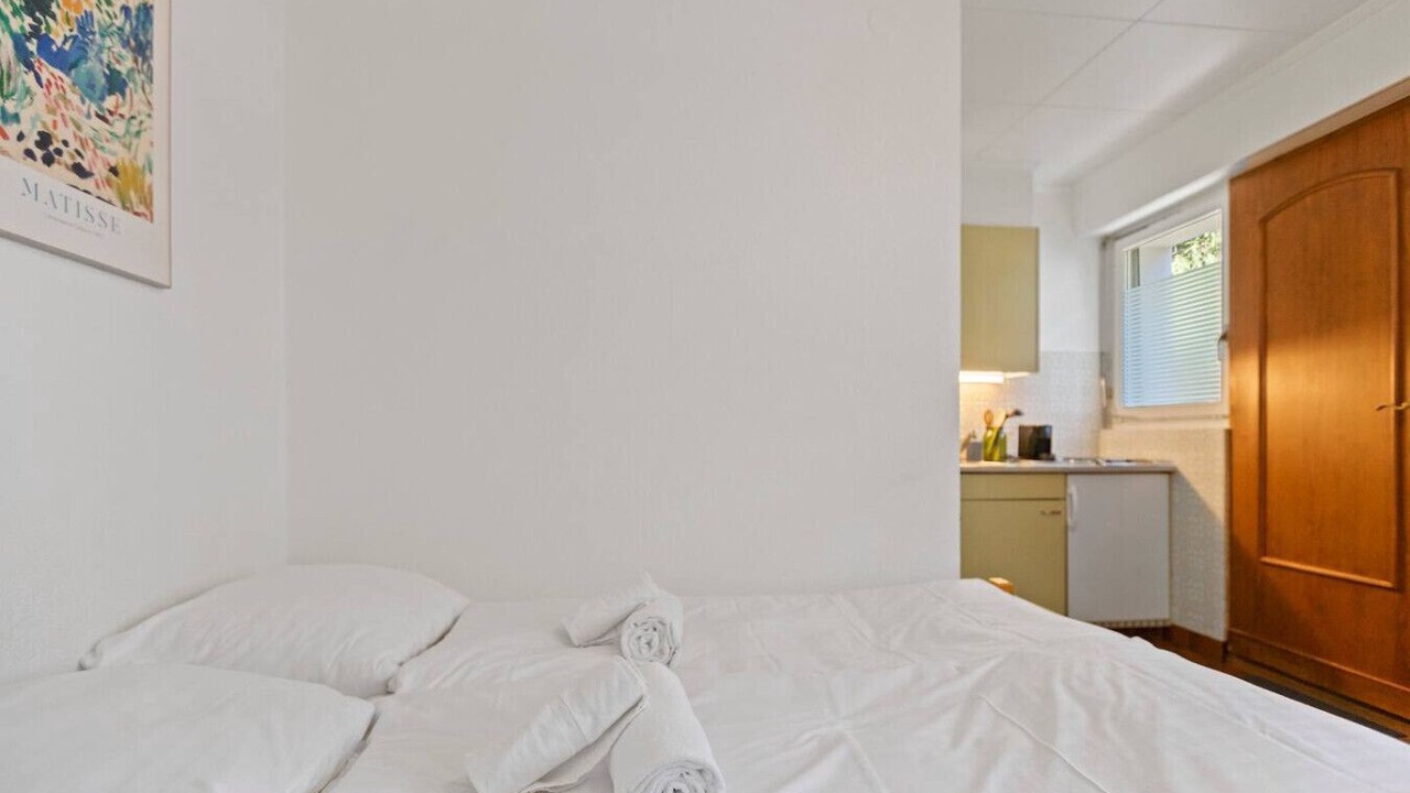 Photo of Bedroom in Noes