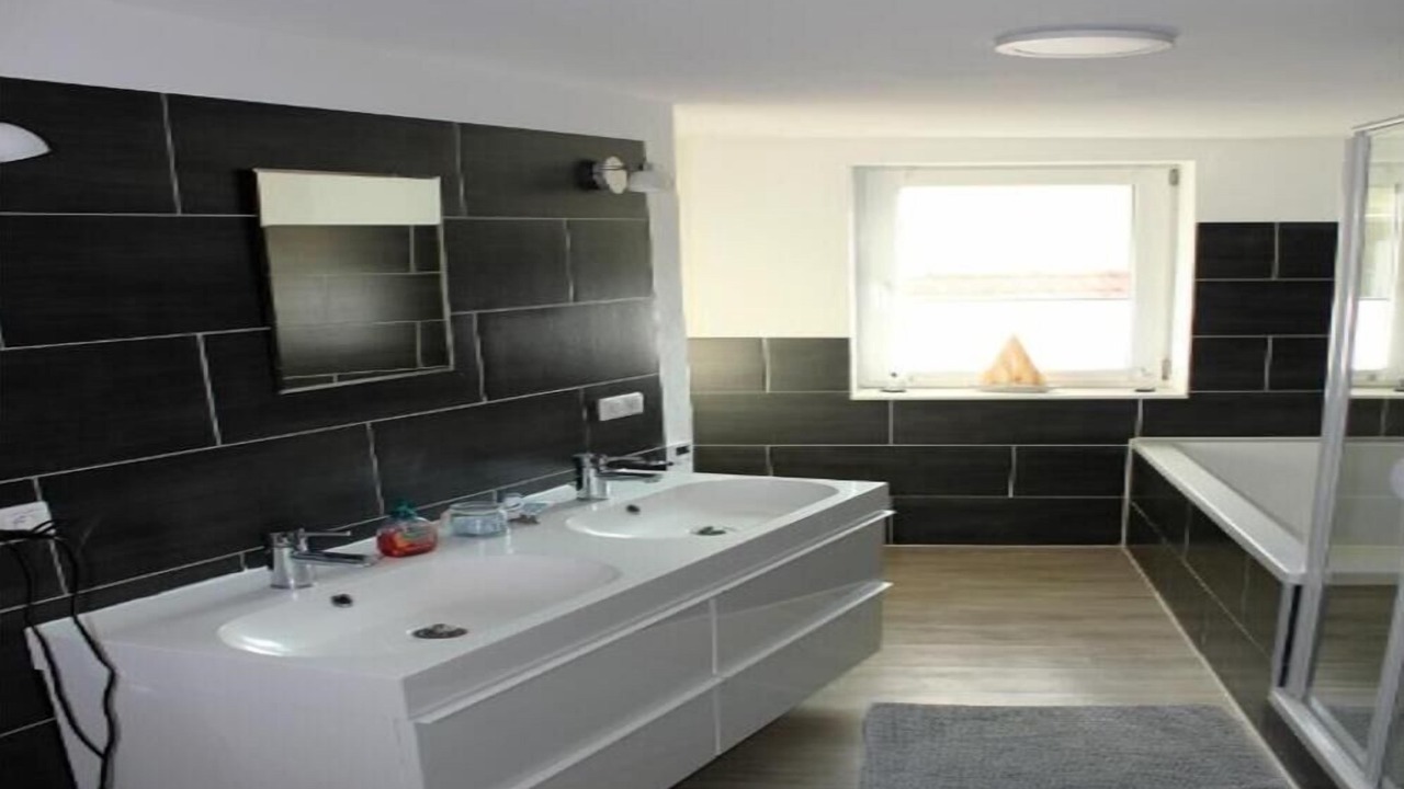 Photo of Bathroom in Mobisburg-Rhoda