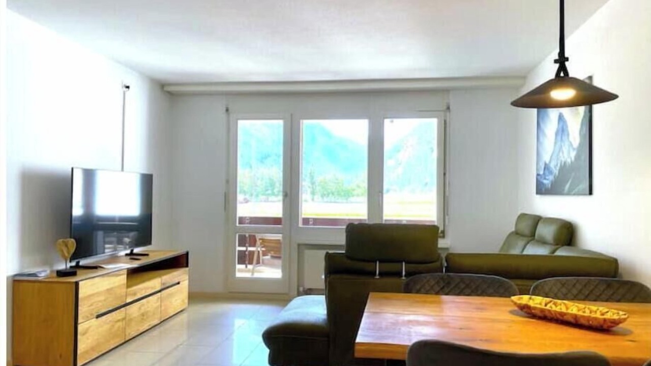 Photo of Livingroom in Taesch