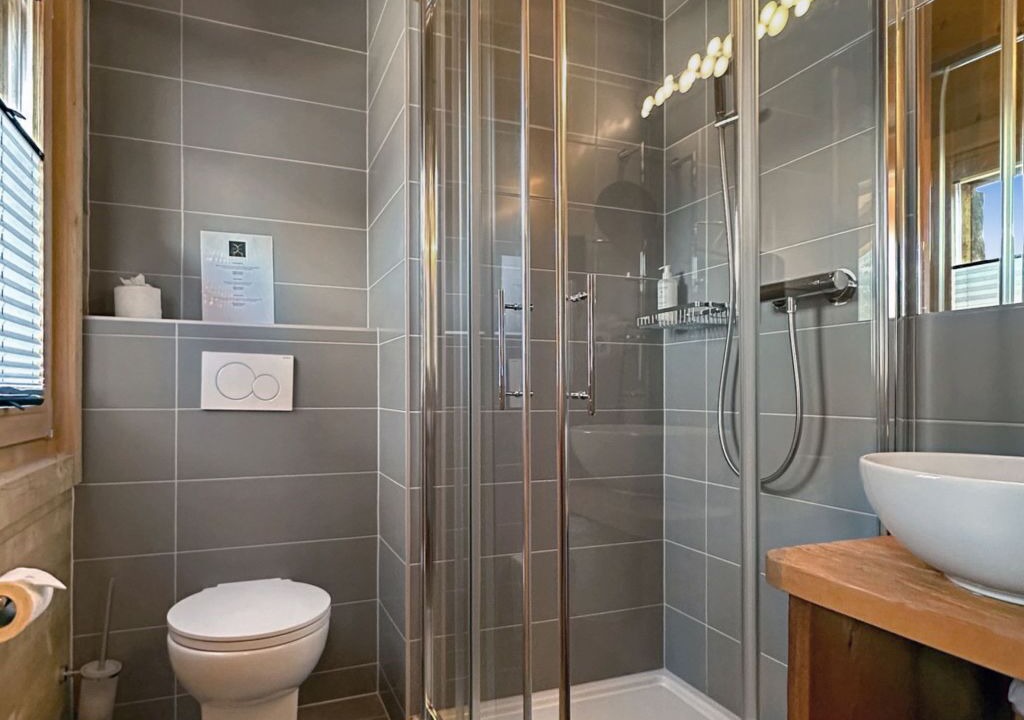 Photo of Bathroom in Sarreyer