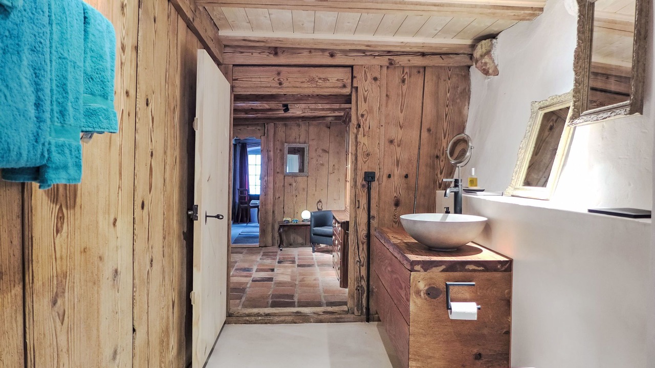 Photo of Bathroom in Ligerz