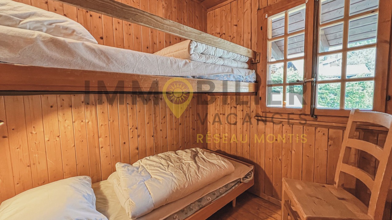 Photo of Bedroom in Saint-Luc