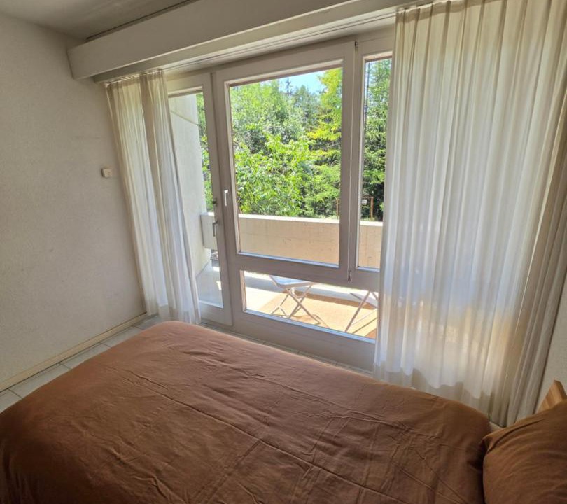 Photo of Bedroom in Noes
