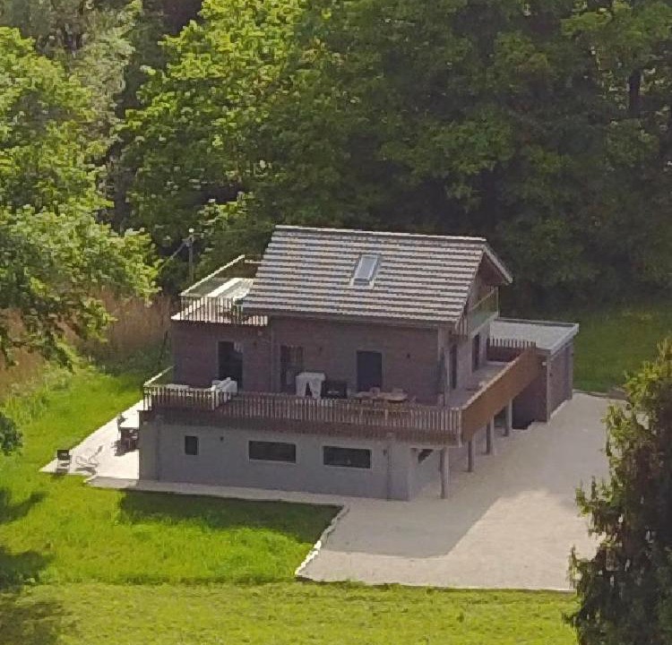 Photo of Others in Noville