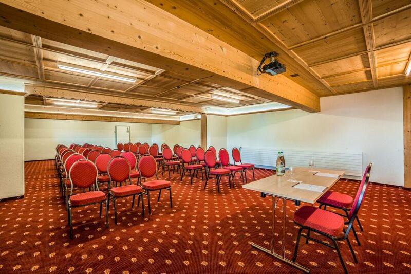 Photo of Others in Leysin
